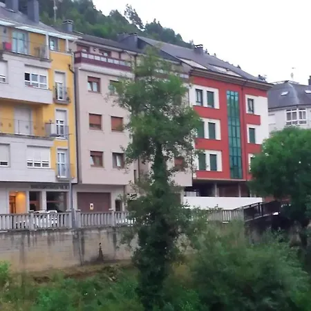 Estrada A Taramundi Appartement A Pontenova